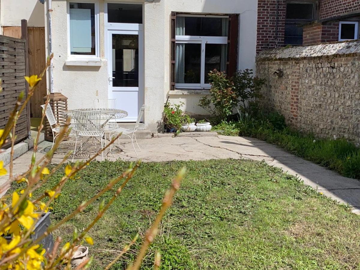 Maison Avec Jardin Et Parking, Au Centre D'Étretat Exterior foto
